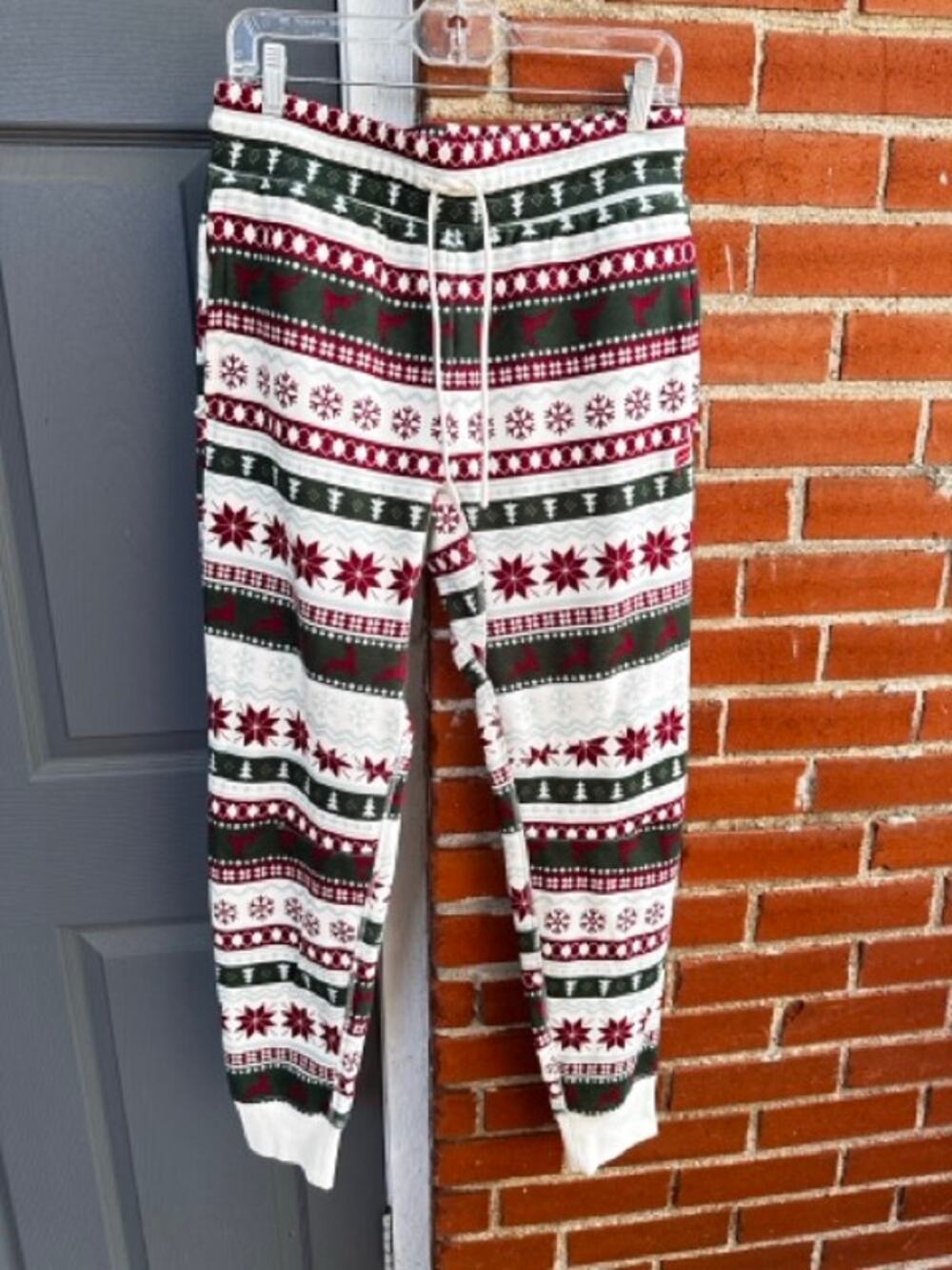 NWOT Fabletics Holiday Fleece-Lined Joggers Size M Women's Drawstring Christmas